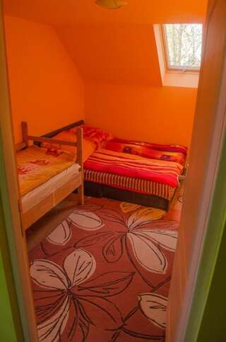 Дома для отпуска Orange House Харгита-Бэй Дом с 4 спальнями-64